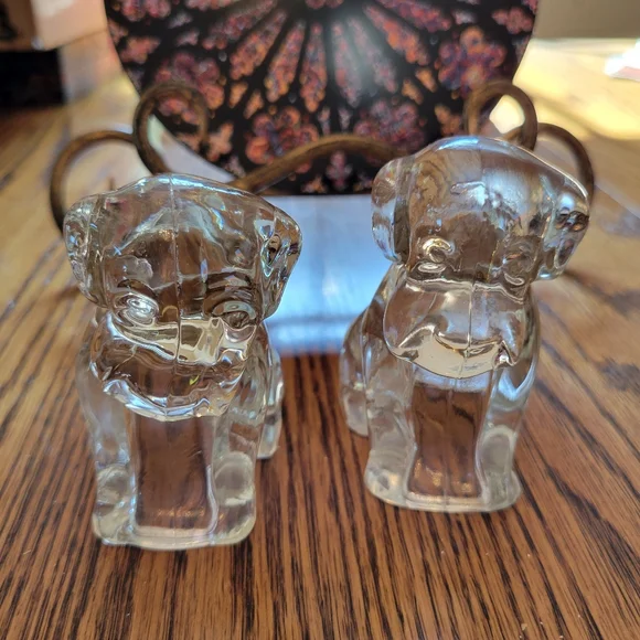 Glass Dog Figurine Duo ~ Vintage? ~ Paperweight? Cute! - Picture 5 of 16